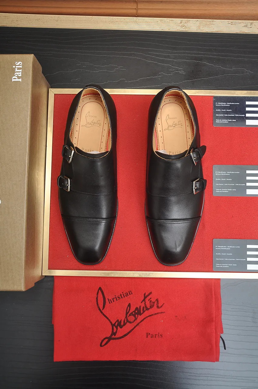 Men's shoes 💰620💶 [Chrstian Loubotin] Red-soled shoes 💋Original mold opening, the highest version on the market, purely handmade ➕Imported cowhide uppers, first-layer water-dyed cowhide lining! Original EU high-gloss outsole. 38 to 45 (45 customized)